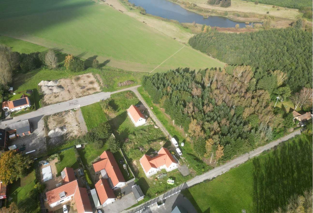 trivselhus ledig tomt toarp